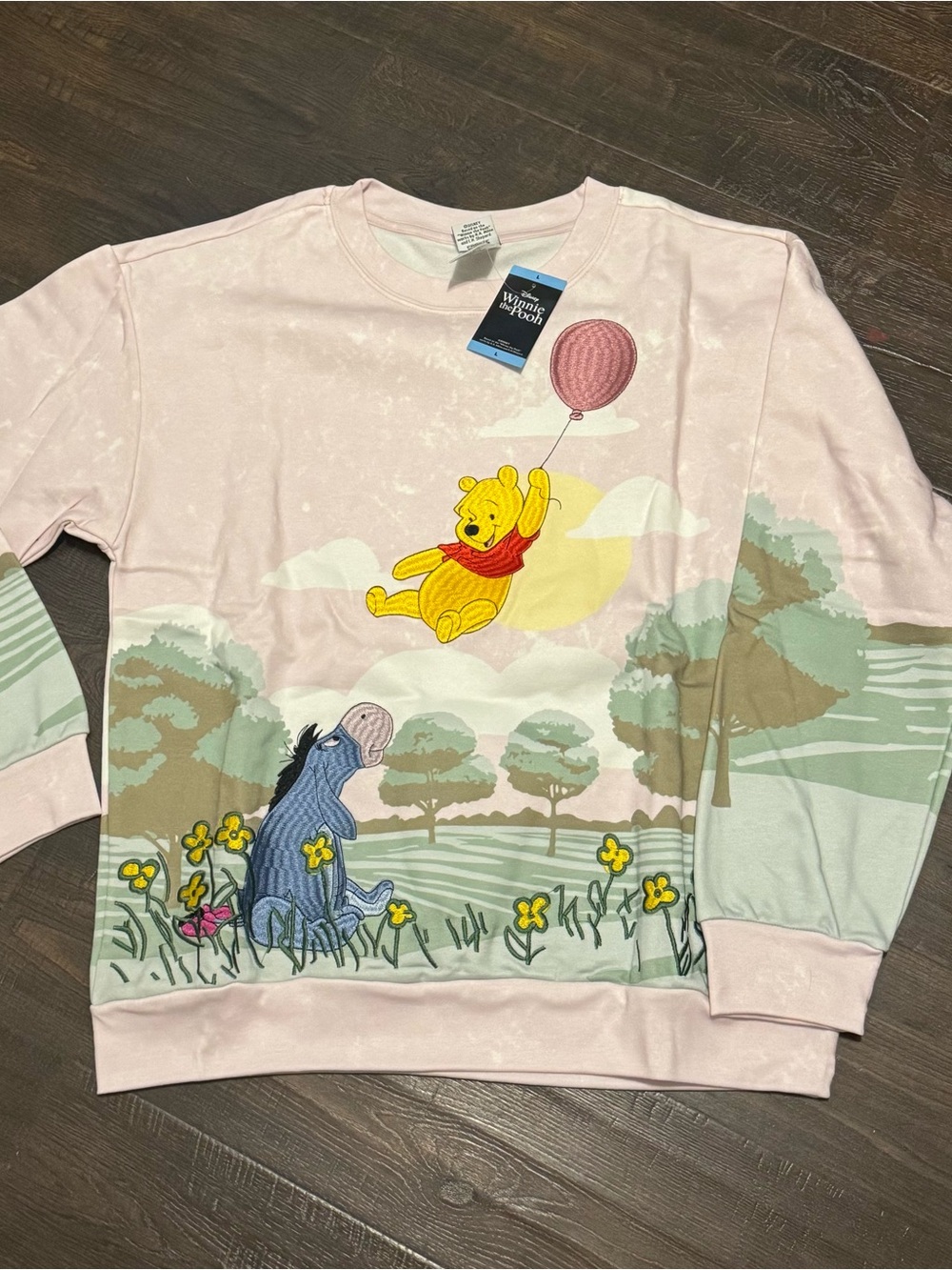 Disney Winnie the Pooh Pink women’s Sweatshirt with Balloon size large new